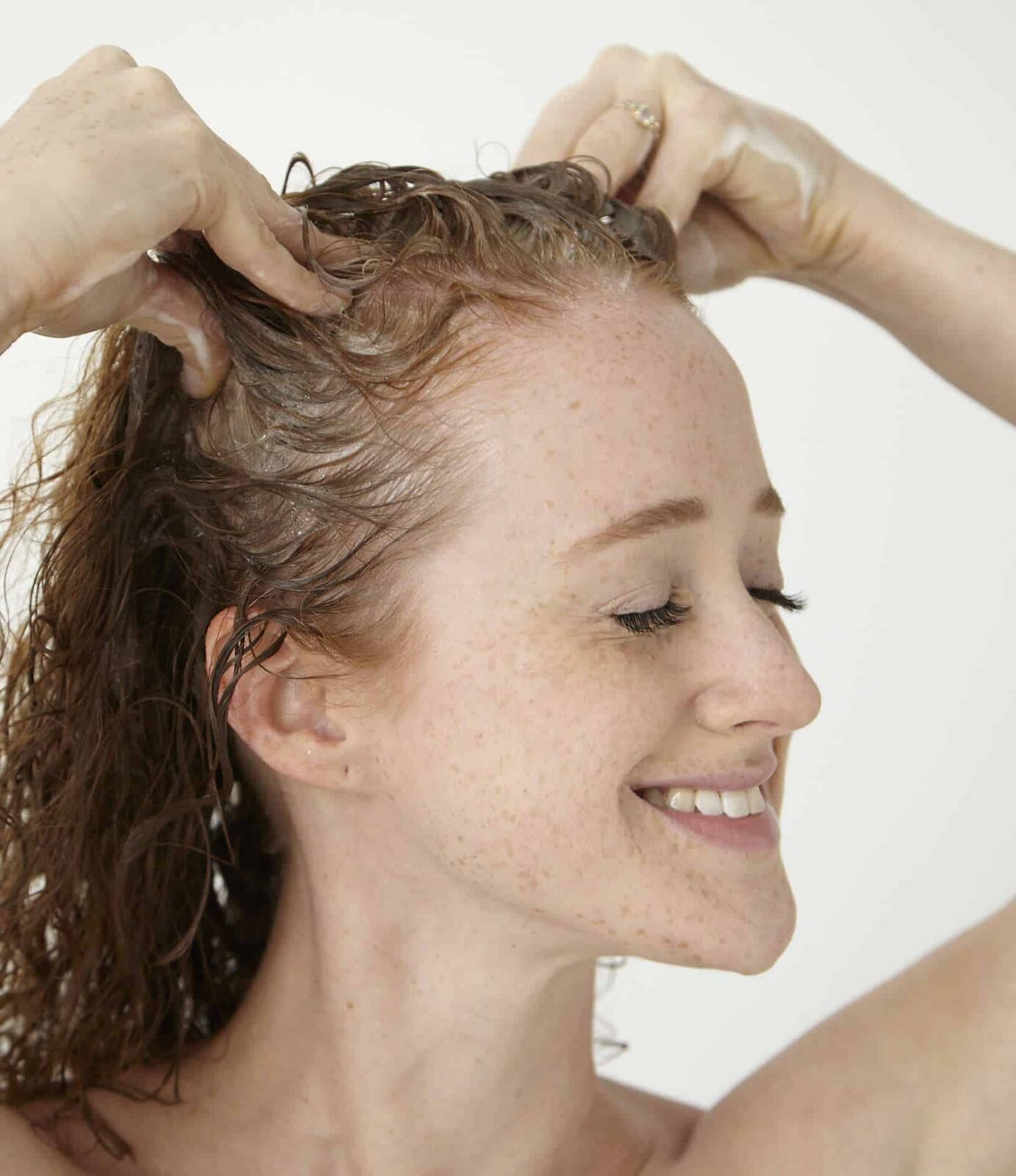 5 Shampoo Mistakes Every Redhead Should Avoid