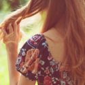 6 Natural Perfumes for Redheads to Avoid Sensitive Skin Outbreaks