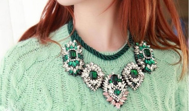 Picture_1_emerald green statement necklace