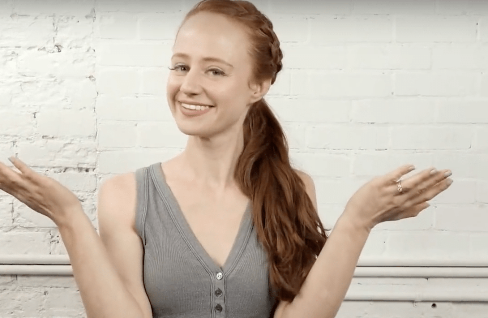 How Redheads Should Apply Instant Tanner