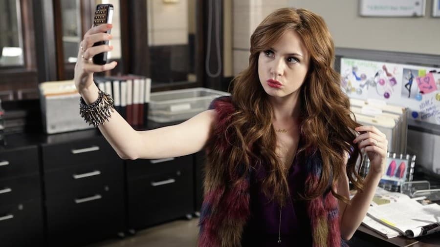 How to Take the Perfect Redhead Selfie: 5 Steps to Consider