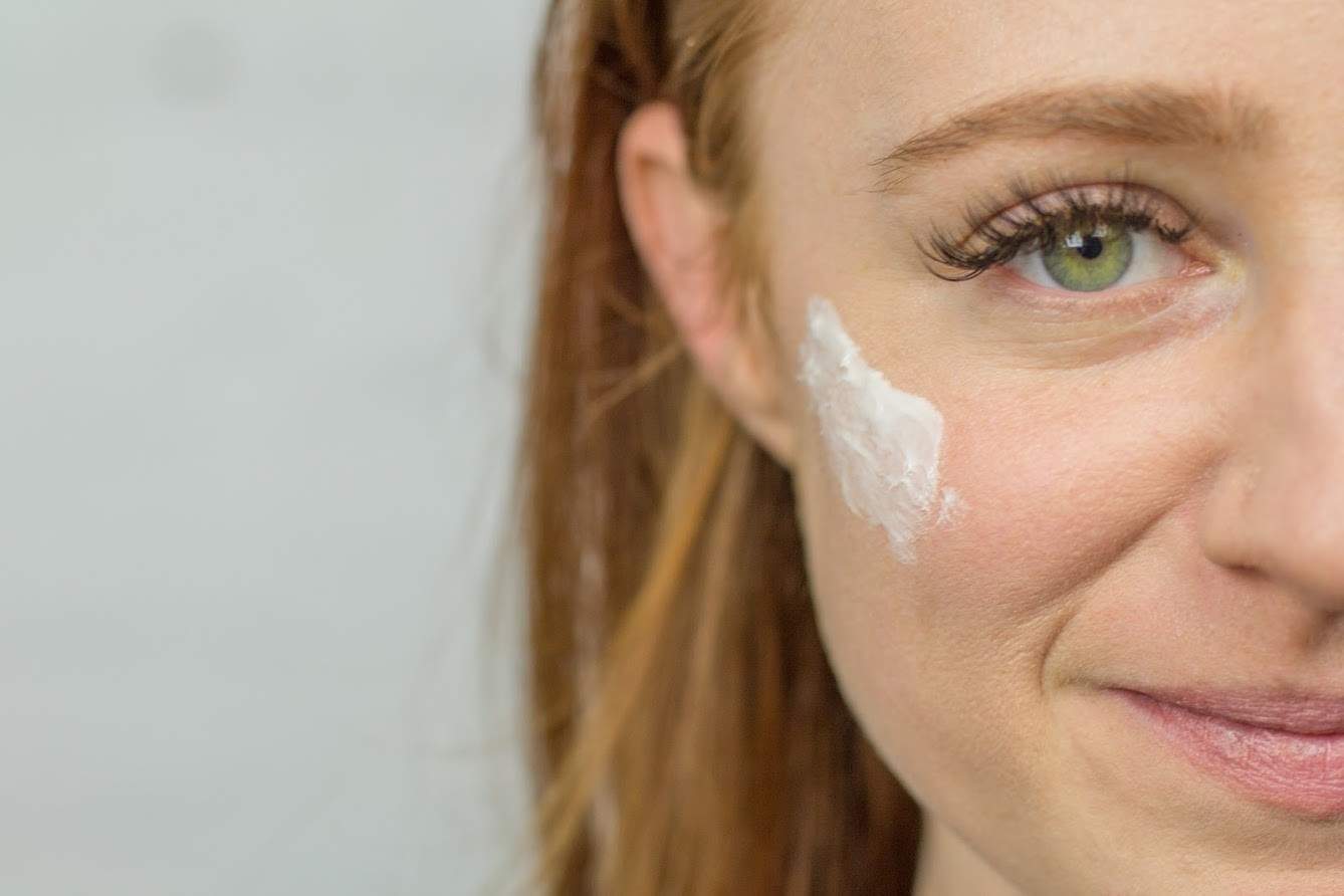 7 Retinol Rules for Redheads with Sensitive Skin
