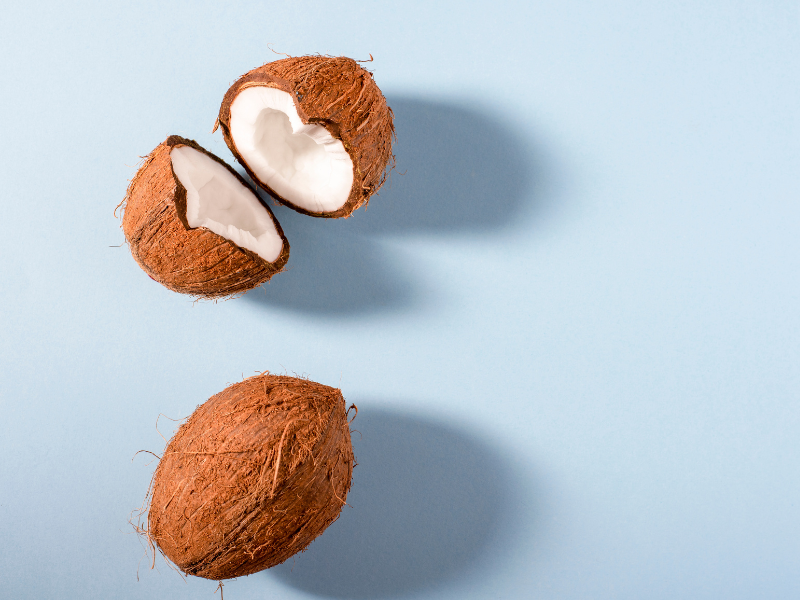 4 Ways to Add Coconut Oil to Your Redhead Beauty Routine