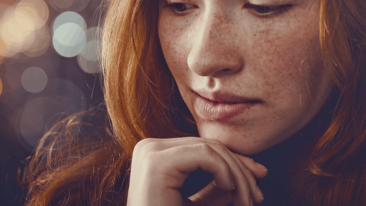 How To Soothe Redness and Calm Flushed Redhead Skin