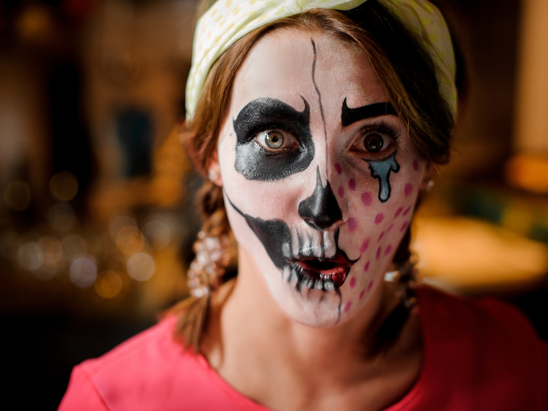 5 Super Spooky Halloween Costumes for Redheads