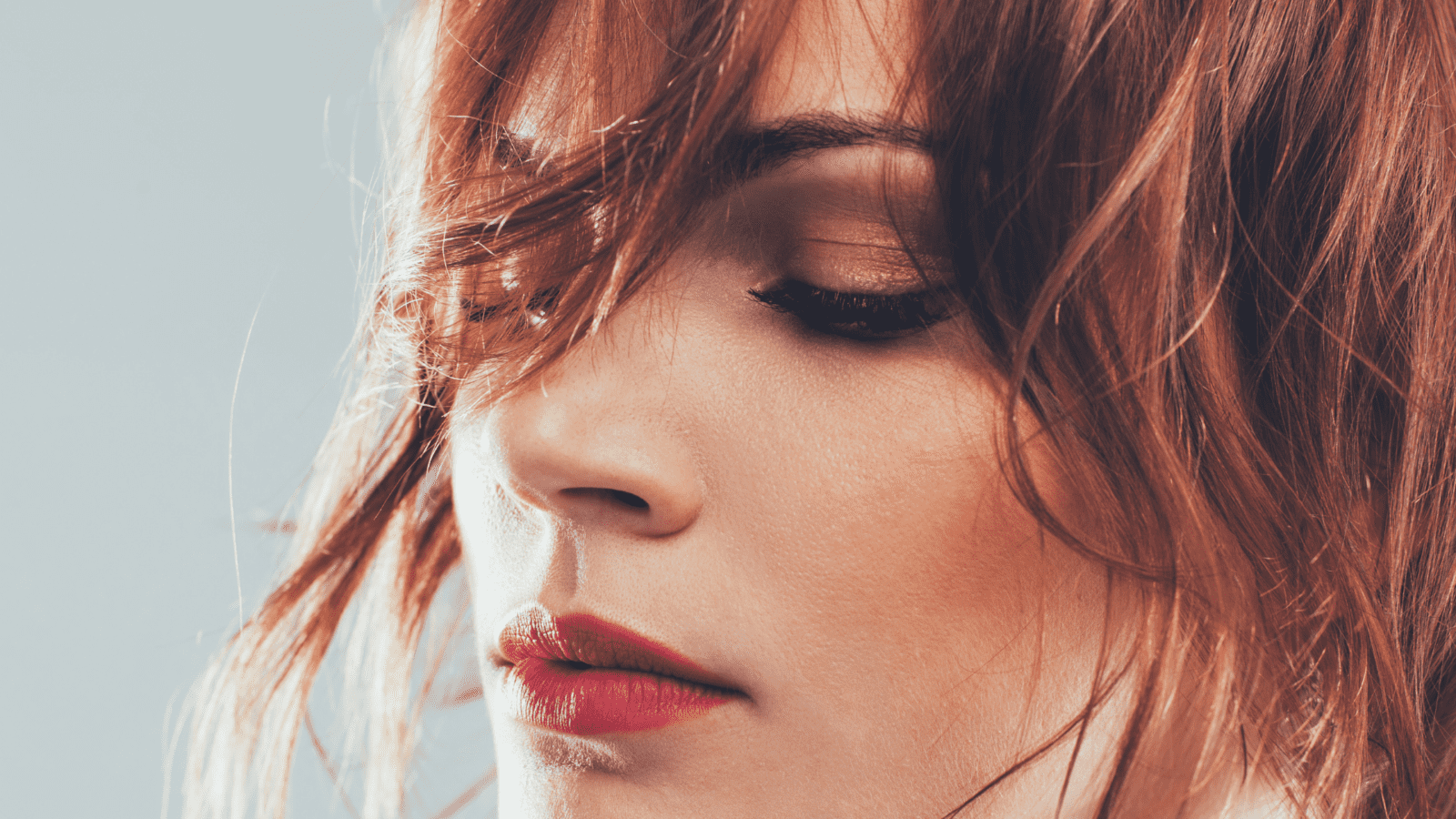 Why You Should Be Using a Dry Texture Spray on Your Red Hair