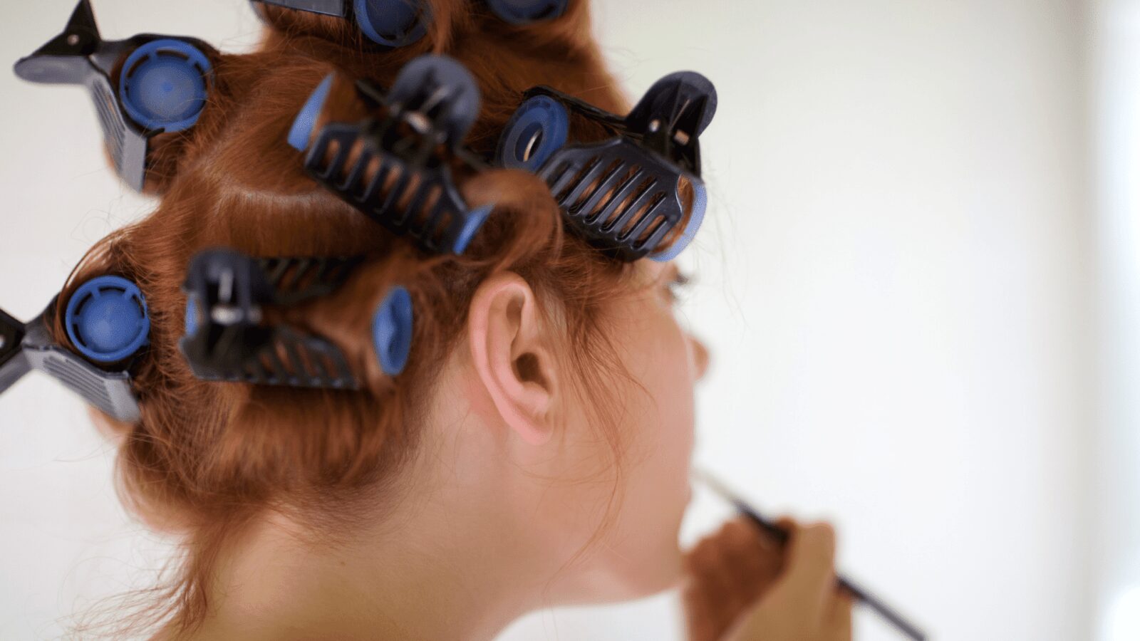 How Redheads Can Use Hair Rollers For The Perfect Curls