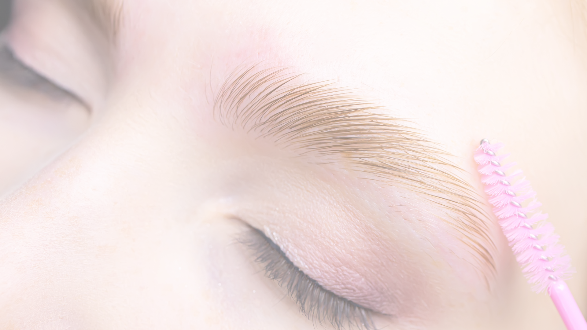 Everything Redheads Need to Know About Brow Lamination