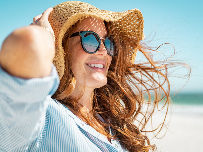 5 Must-Have Beach Items Every Redhead Should Own