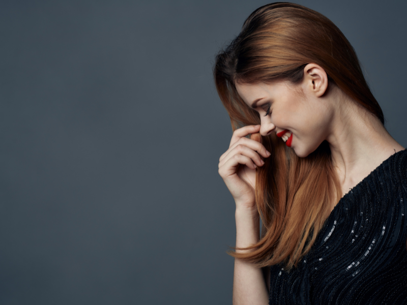 What is Scalp Oiling? Benefits for Redheads and How To Do It