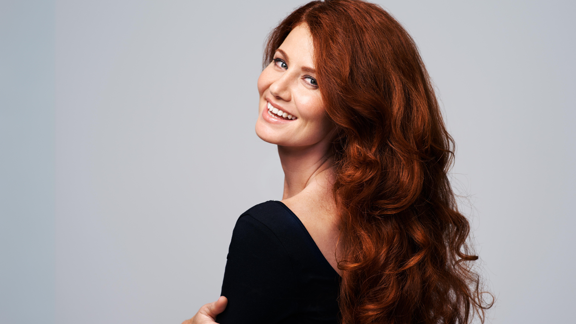 10 Redhead Beauty Must-Haves This Month