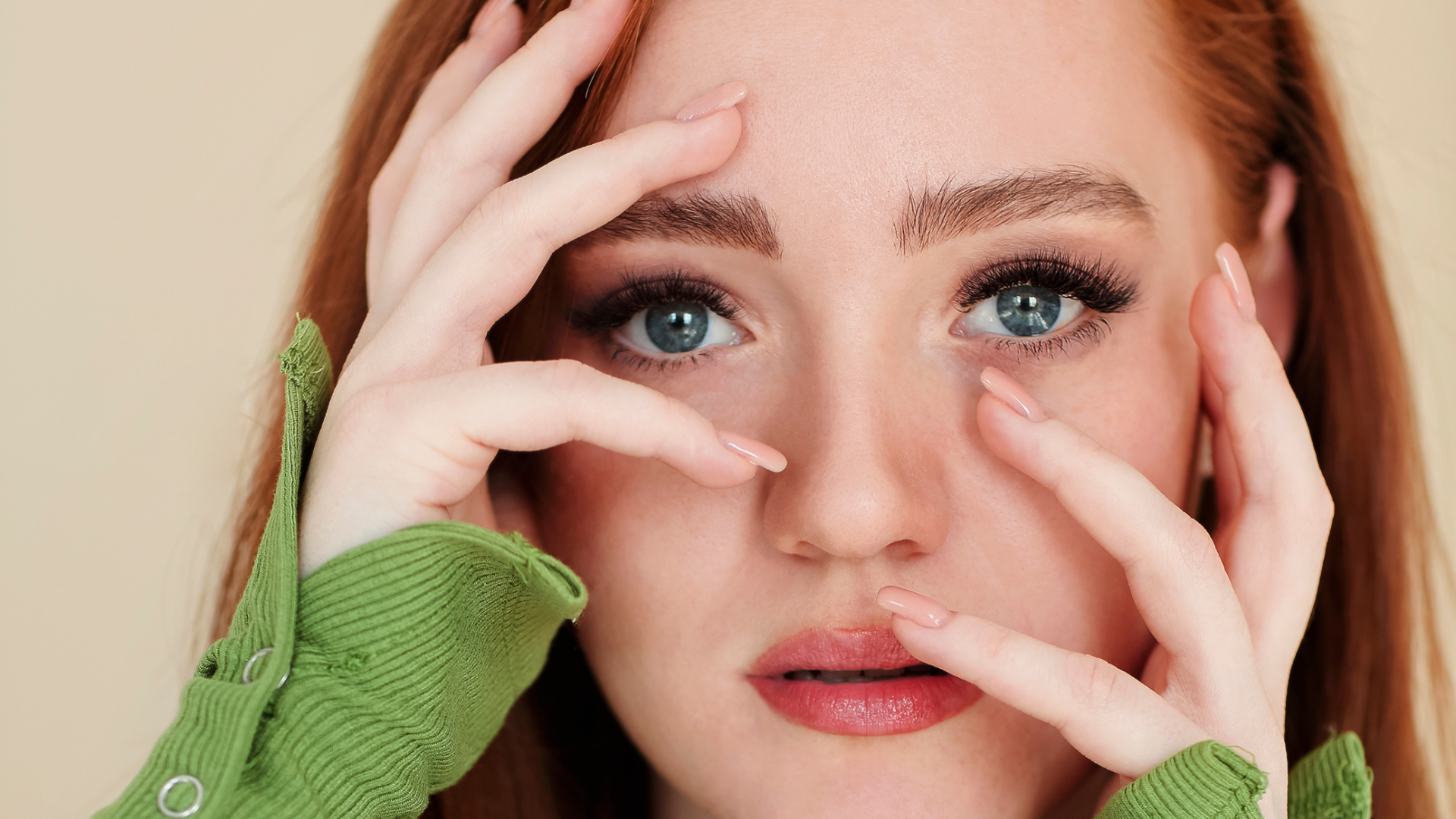5 Redhead Makeup Tips If You Have Sensitive Eyes