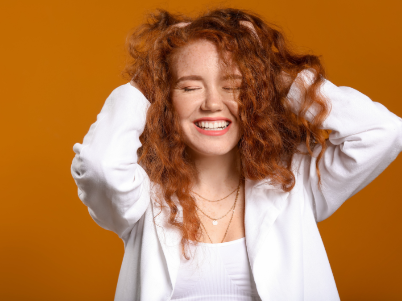 How Redheads Can Wear: White